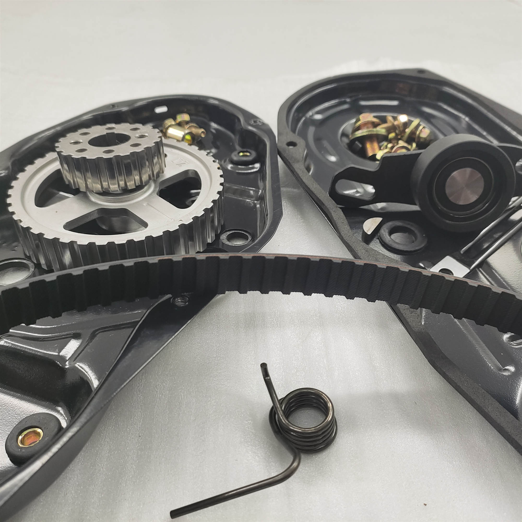 Auto engine parts timing assembly