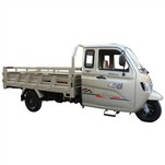 Triciclu de cabină închis